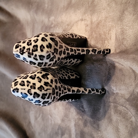 Animal print heels - Picture 5 of 6